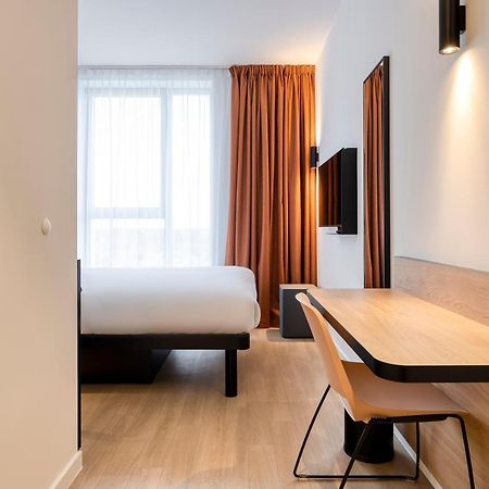 B&B Hotel Mechelen Exterior photo